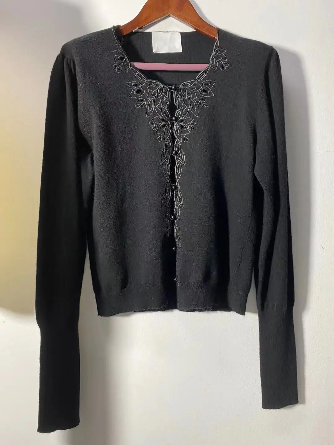 

French 2021 Early Autumn New Soft Knitted Hollow Out Long Sleeve Cardigan