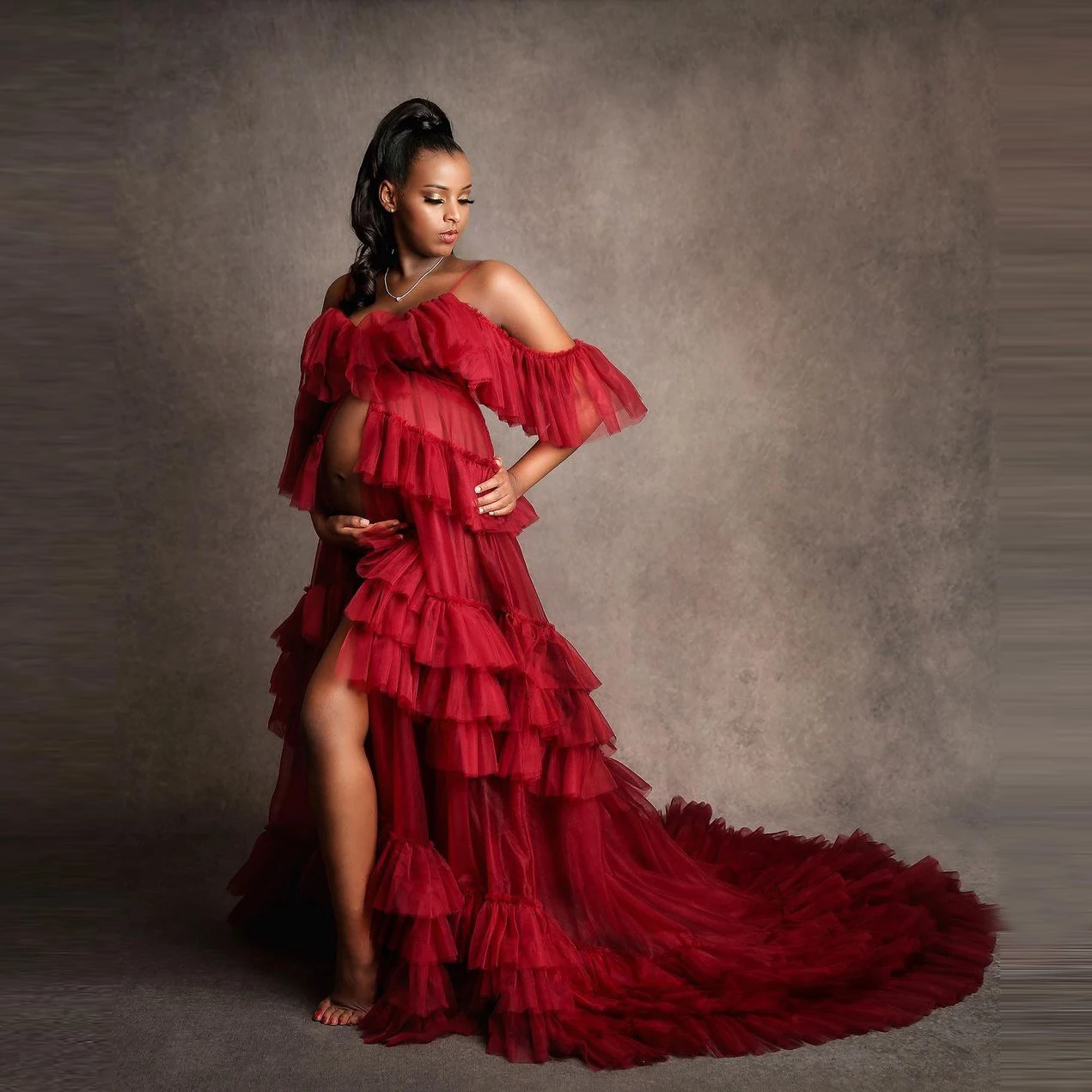 

Elegant Red Tulle Pregnancy Photo Shoot Dresses With Strapless Ruffles Front Slit Tiered Long Plus Size Bridal Maternity Robe