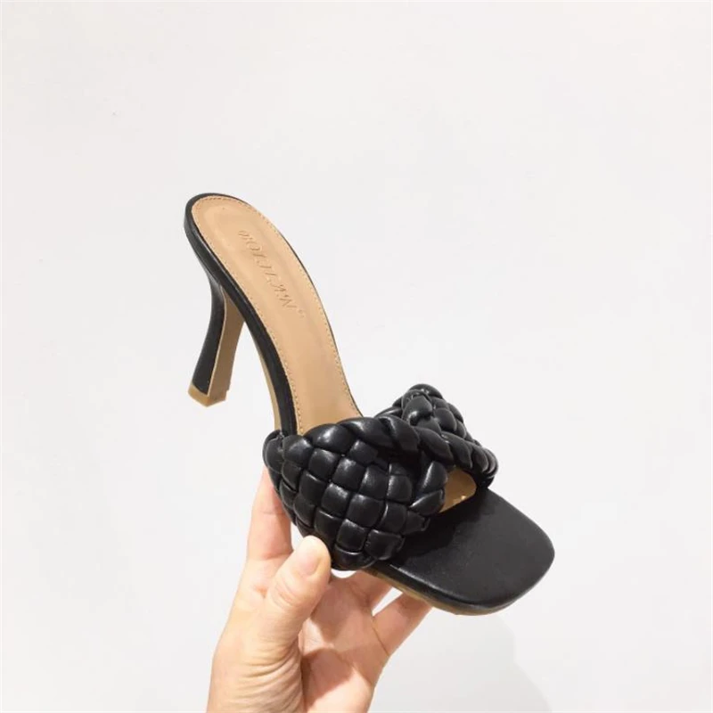 

Сандалии женские на высоком каблуке, квадратный носок, плетеные классические тапочки, пляжные тапочки, сланцы, лето 2022