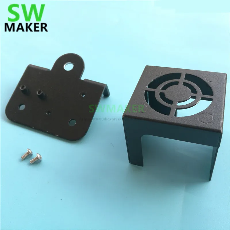 Фотолюминесцентная металлическая пластина и крышка вентилятора для