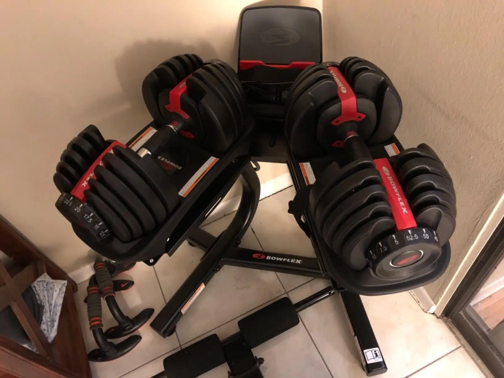 

Cheap Dumbbell Set Drop Shipping Gym Equipmen 24kgs Adjustable Dumbbell Men's Home Indoor Sports Fitness Dumbbell with Stand