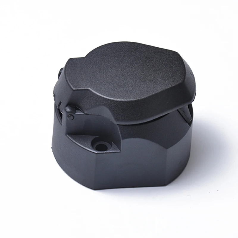 

12V Trailer Connector Adapter Socket 7-Pin European Standard Flat Round Black Truck Trailer Connection Socket Auto Accessories