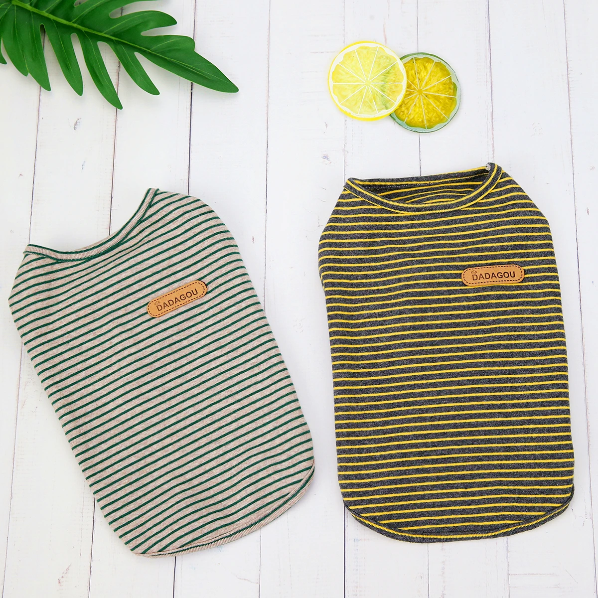 Новинка популярная футболка в полоску для собак на весну и лето жилет одежда от S