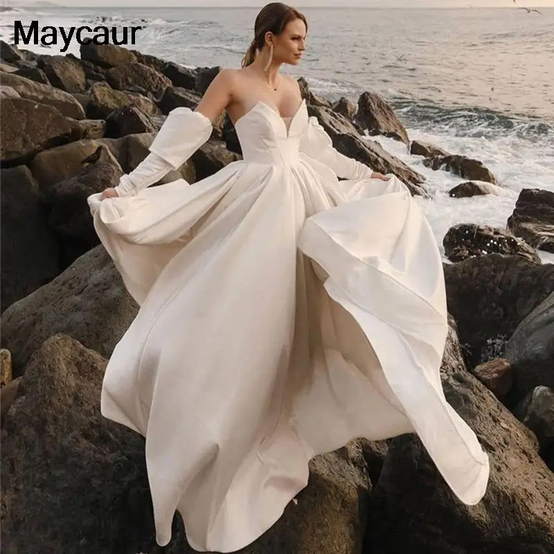 Фото Свадебное платье с длинным рукавом атласное для невесты | Свадьбы и торжества