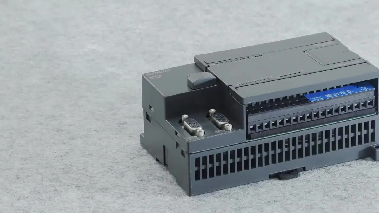 

6ES 7216-2AD23-0XB0 plc s7-200 6ES 7216-2AD23-0XB0 CPU 226 DC PS
