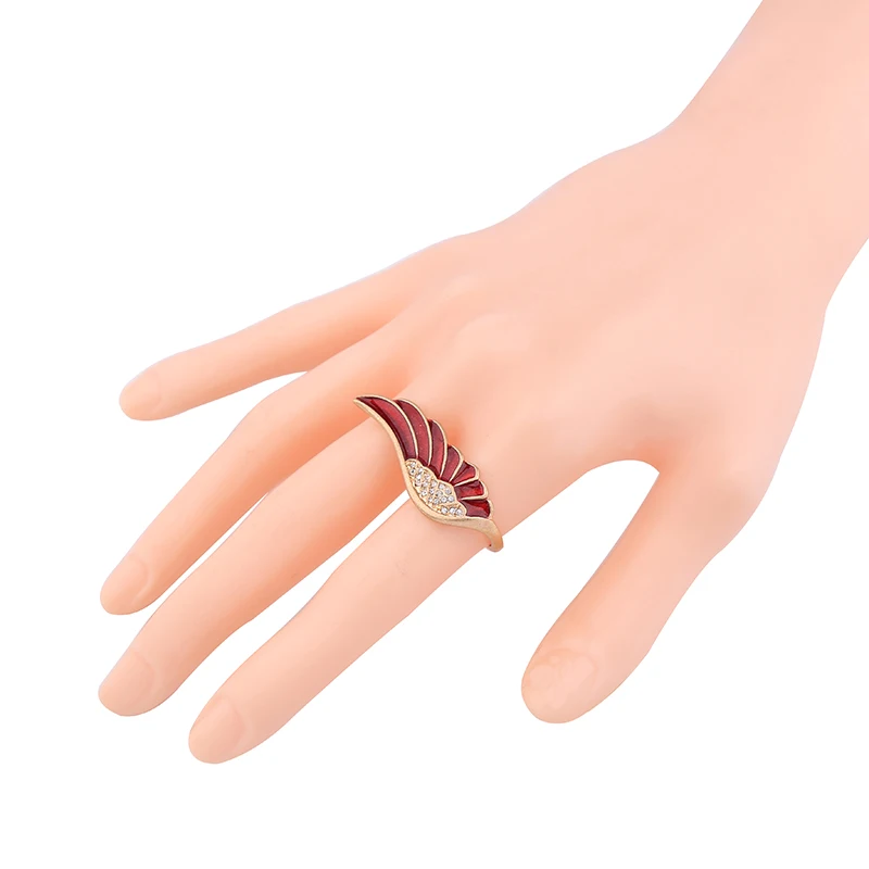 Изысканное украшение из кристаллов темно-красная эмаль крылья золотого цвета