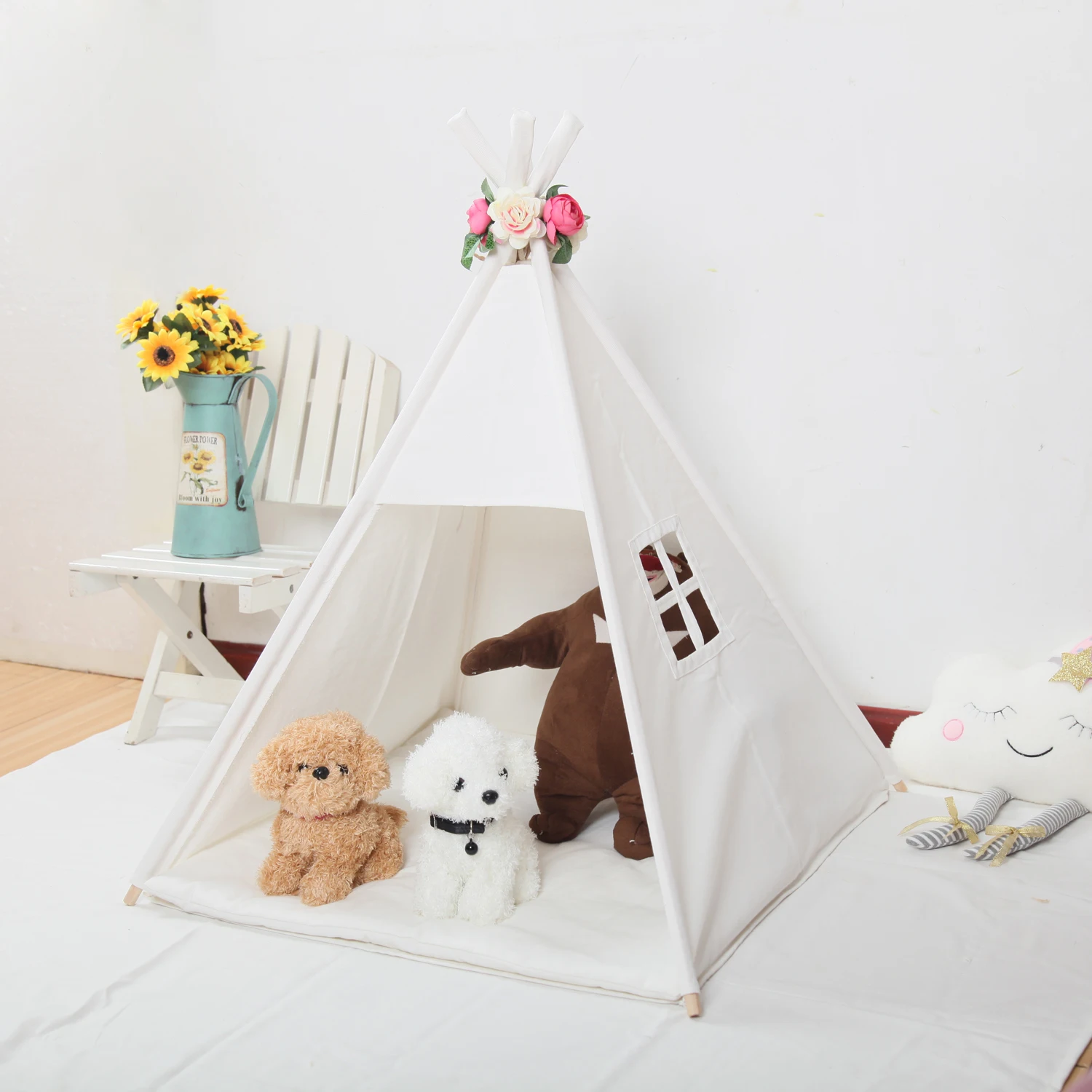 

White Canvas Dog Teepee with Mat 29" Base