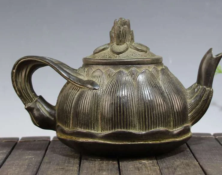 

China Old bronze Lotus flower Carved flower Teapot