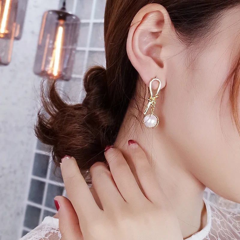 

2020 New Women's Earrings Delicate Elegant Unique Pearl Earrings for Women Bijoux Korean boucle Girl Gifts Jewelry Wholesale