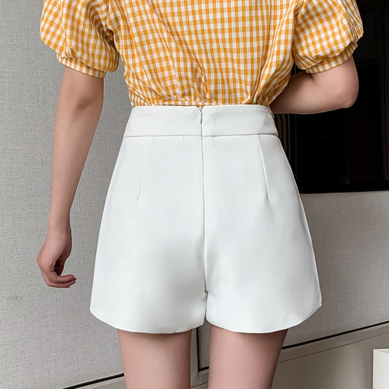 Costumes d'été Short Féminin Harajuku Pantalon Court Taille Haute Droite Vintage Femmes Shorts 2021 Lâche Décontracté Short Blanc