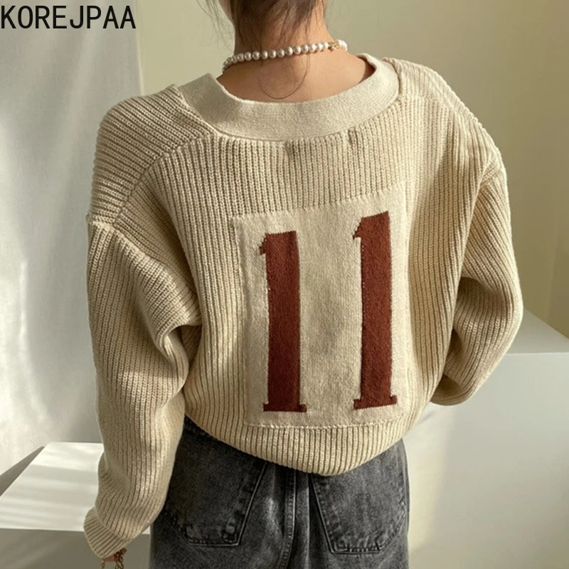 

Korejpaa Women Cardigans 2021 Autumn Casual Ladies V-Neck Back Digital Patch Single-Breasted Long-Sleeved Sweater Pull Femme