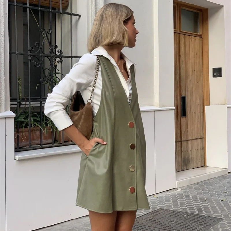 

Woman Elegnat Green PU V Neck Vest Short Dress 2021 Autumn Chic Female Solid Button Dresses Ladies Sleeveless Leather Dress