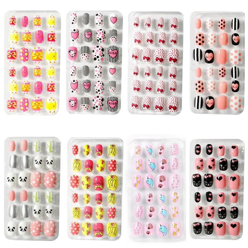 24PCS/box Children/adult Cartoon Candy Fake Nails Full Coverage Self-adhesive Nail Polish Cute Girl Manicure Decoration CL02