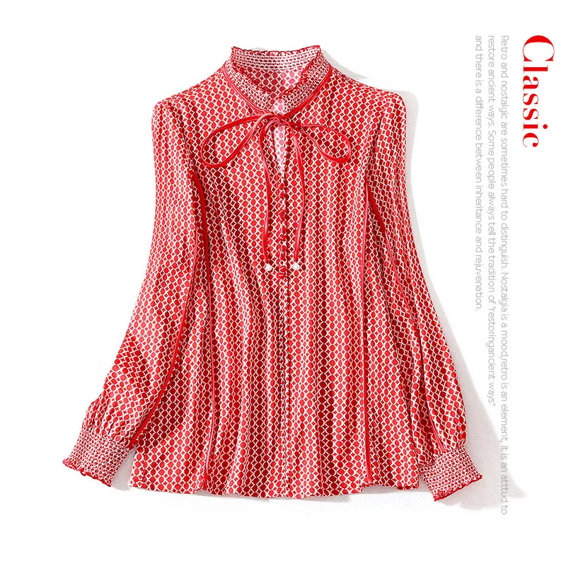 

Стенд уха нового стиля, с круглой горловиной и галстук-бабочка, петли с длинными рукавами и принтом Шелковый двойной жоржет атлас рубашка То...