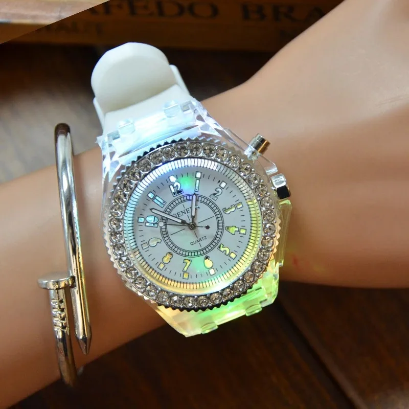 

Luxury Brand Colorful Silicone Light Quartz Watch Women Men Students Fashion Bracelet Ladies Rhinestone Wristwatches Clock