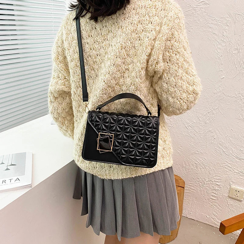 

Сумка в клетку конфетных цветов с вышивкой, новинка, осенняя сумка для отдыха, сумка в иностранном стиле, Диагональная Сумка на одно плечо