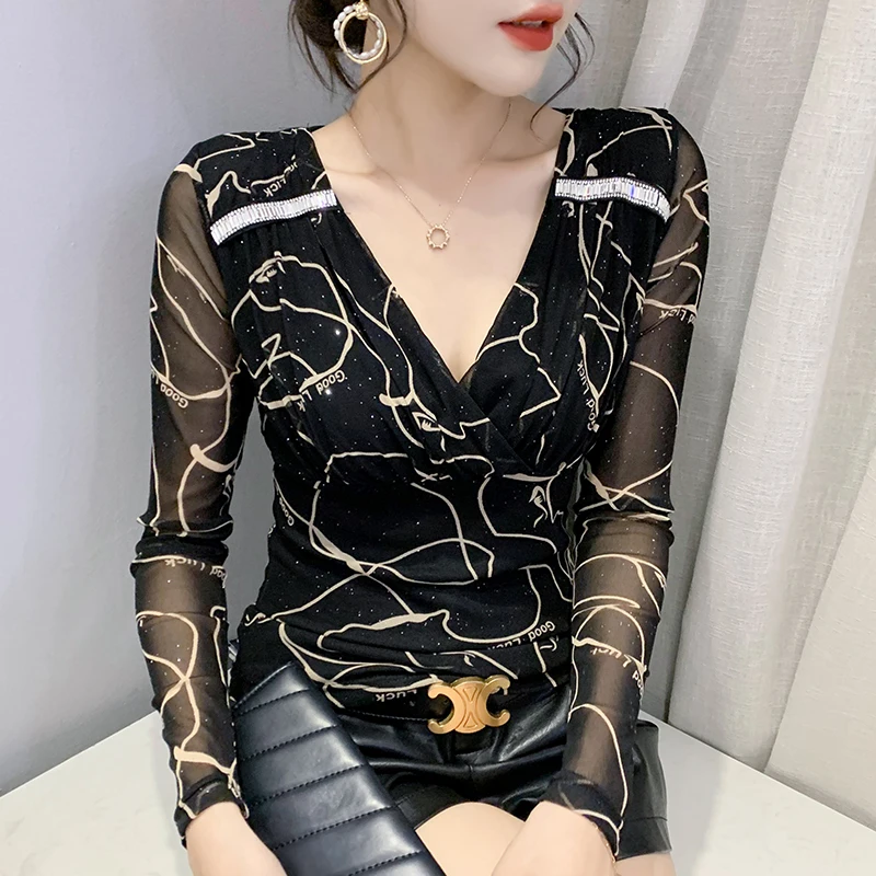 

Женская футболка, с V-образным вырезом и принтом, сетчатая, элегантная, тонкая, осень 2021