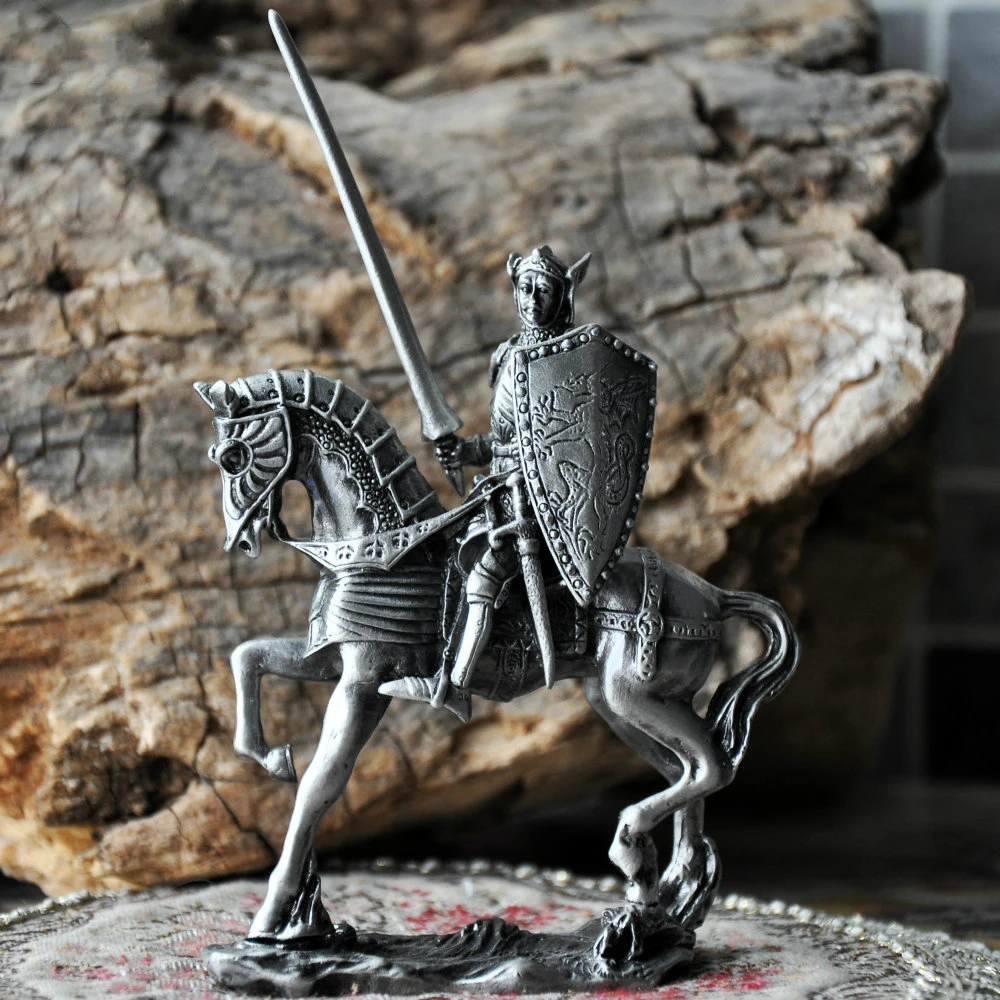 

Classical Nordic Medieval Temple Knight Figurine Zinc Alloy Corps Miniature Home Decor Retro Desk Accessories Novel Men Gifts