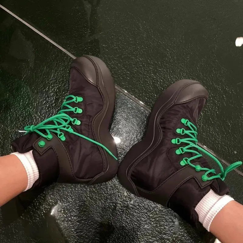 Женские Зеленые повседневные ботинки осенние модные черные кожаные на платформе