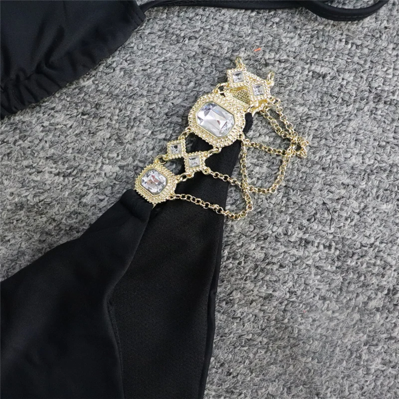 

GNIM Rhinestone Metal Chain Bikini Swimsuit Woman Bandage Solid Swimwear 2019 Brazilian Sexy Bikini Bathing Suit Women Two Piece