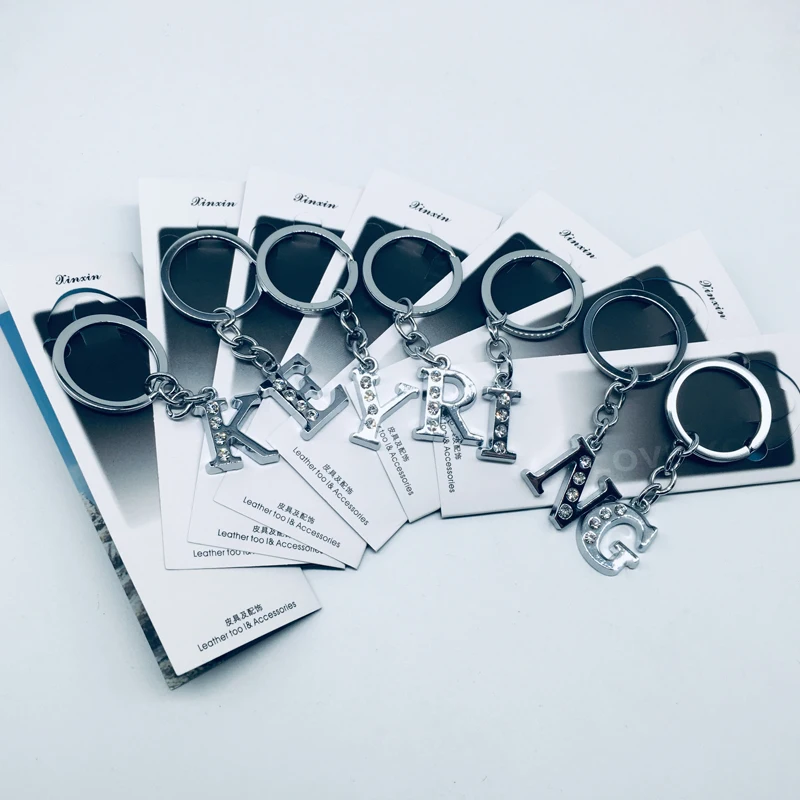 Новинка 2020 брелок для ключей с надписью оригинальная буква кристаллами