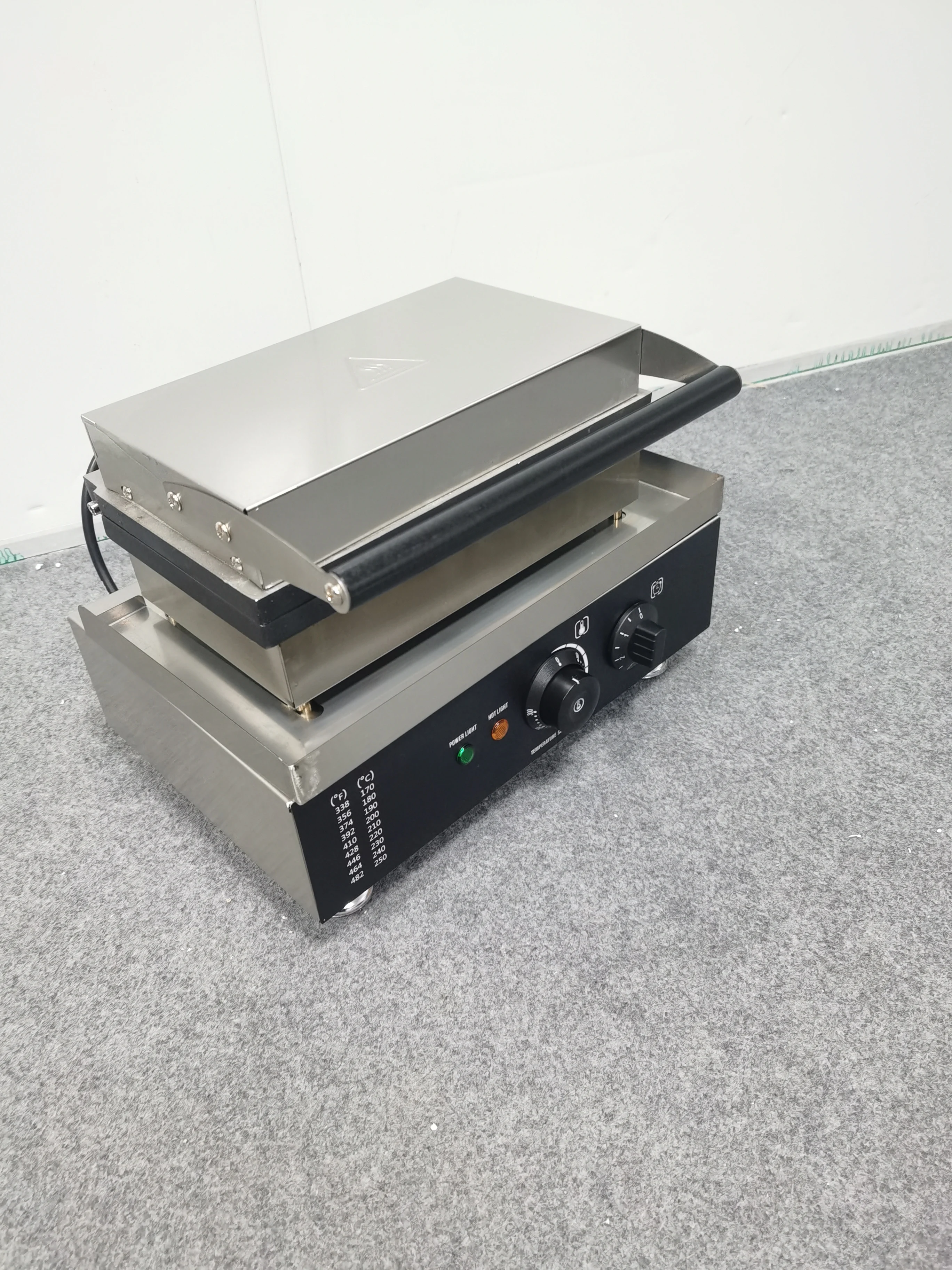 new commercial electric 4pcs a piece of gayke waffle maker dick bob hot dog sausage waffle making machine kitchen appliance free global shipping