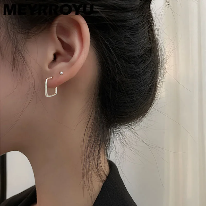 

MEYRROYU 925 Sterling Silver Korea Style Geometric Square Shape Stud Earrings For Women INS Temperament Ear Accessories Party