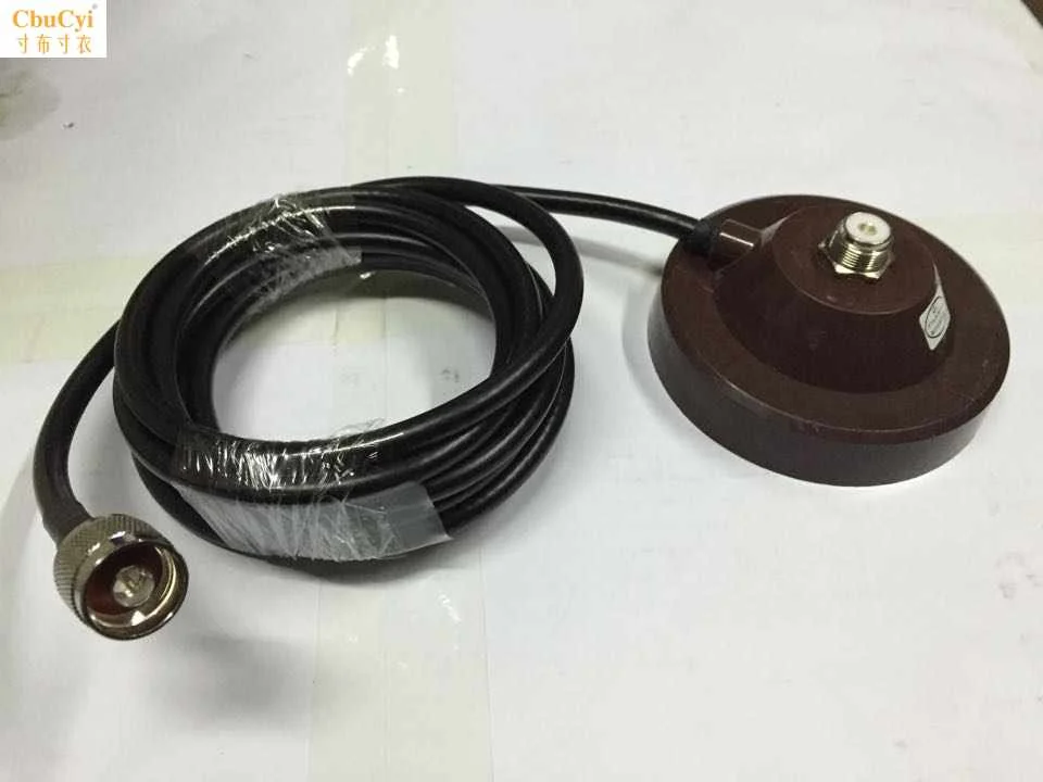 

The powerful car suction cup M110 with a diameter of 11CM is equipped with 1-15m 50-5 line N type
