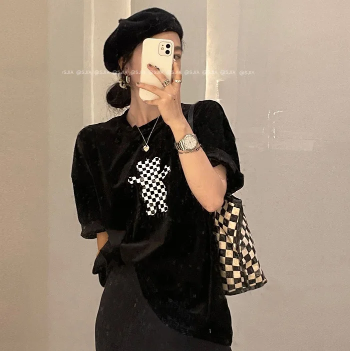 

Bear Checkerboard Printed Velvet Loose T-shirt Autumn Winter Casual Short Sleeve Top Women Rac