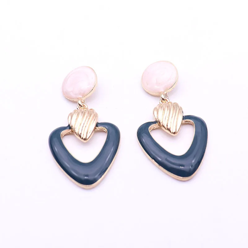 

Creative Contrast Color Asymmetrical Stud Earrings Hong Kong Style Temperament Blue Earrings Sweet Beads Earrings 1398