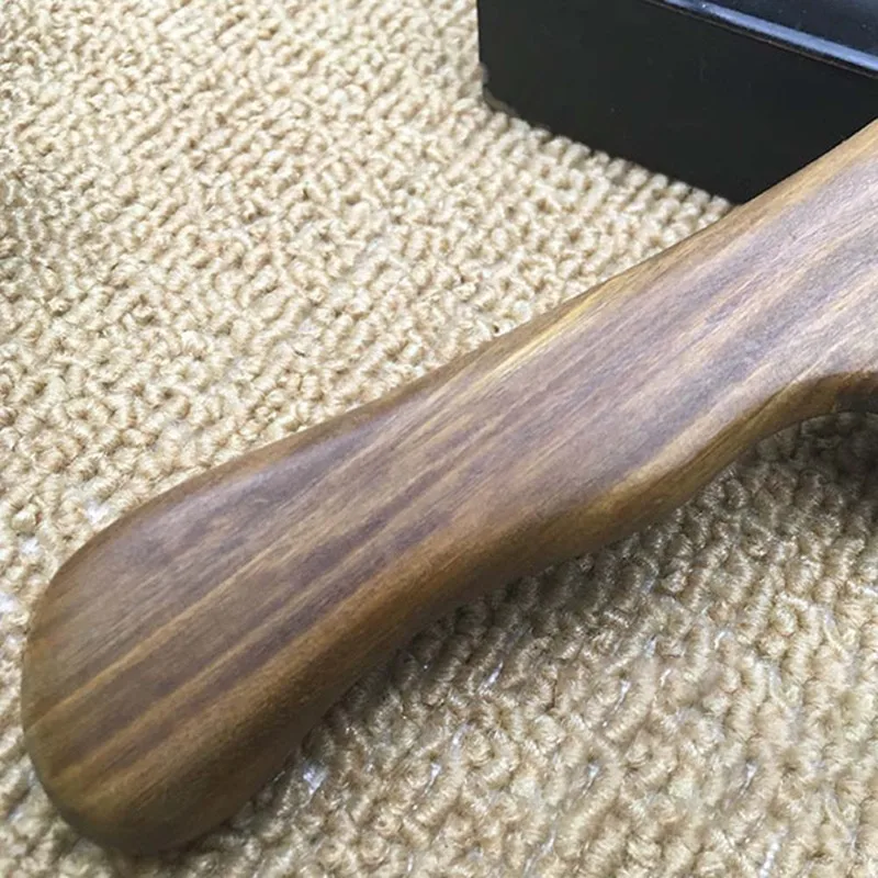 

1Pc Wooden Sandalwood Wide Tooth Wood Comb Natural Head Massager Hair Combs Wooden Handle with Wide Toothed Comb