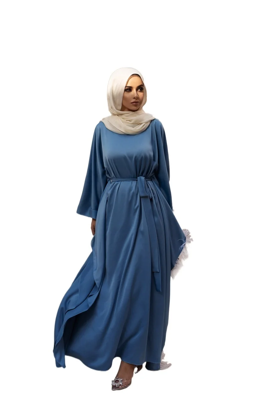 

2022 New Fashion Mosaic Feather Elegant Loose Muslim Robe Bat Sleeve Plus Size Women Long Dress Islamic Clothing Ladies Abaya