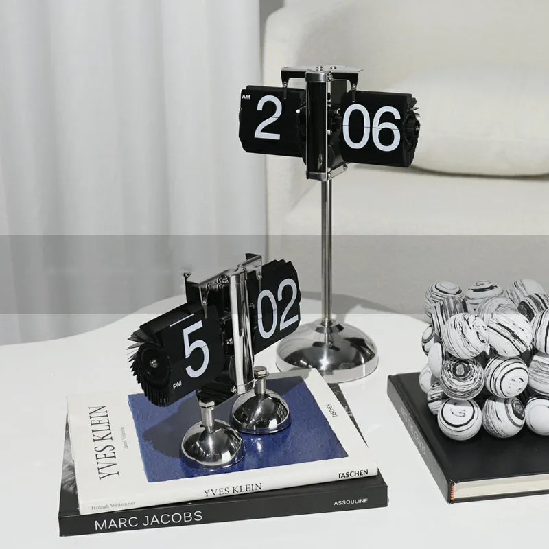 Современные креативные автоматические часы для поворота страниц декоративные