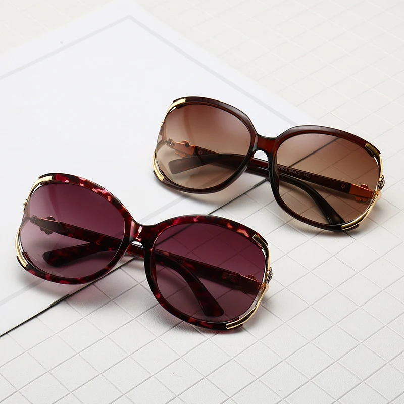 

New High Quality Fashion Square Sunglasses Women Brand Designer Vintage Aviation Female Ladies Sun Glasses Female Oculos