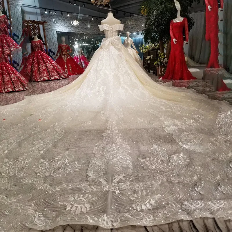 Блестящее простое платье для свадьбы с большим бантом плечей милое со шнуровкой