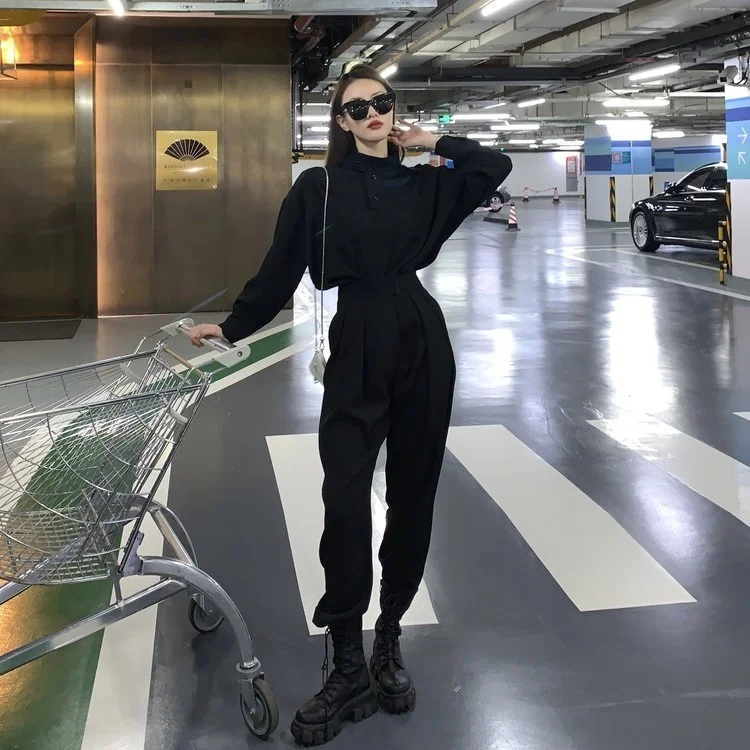 

Модная рабочая одежда в стиле ретро