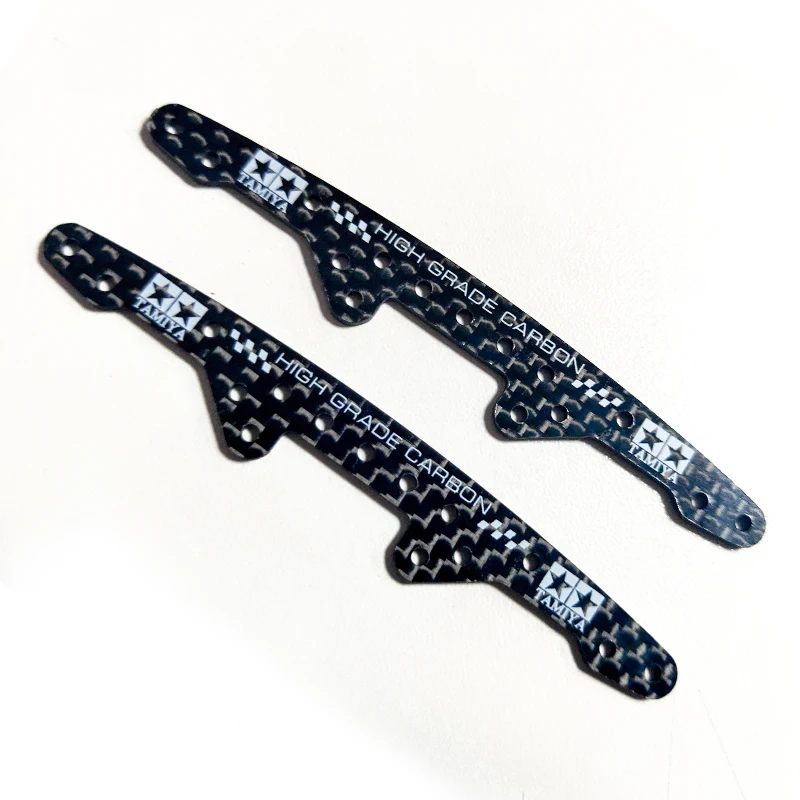 передняя пластина с надпись