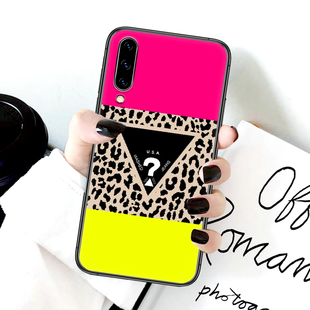 

Guesses Fashion Brand Phone Case For Samsung Galaxy A 3 5 7 8 10 20 20E 21S 30 30S 40 50 51 70 71 black Back Pretty Etui 3D