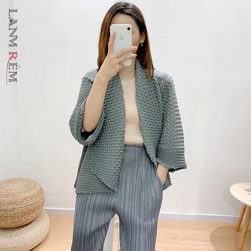 

LANMREM Pleated Tops 2022 Autumn Women's Coat Handmade Elastic Coat Big Lapel Jackets Famale Fashion Streetwear YK037