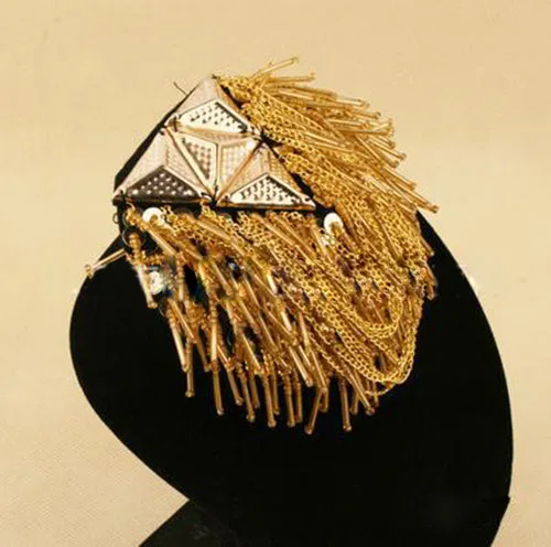 Высококачественная брошь ручной работы эполеты с заклепками для костюмов