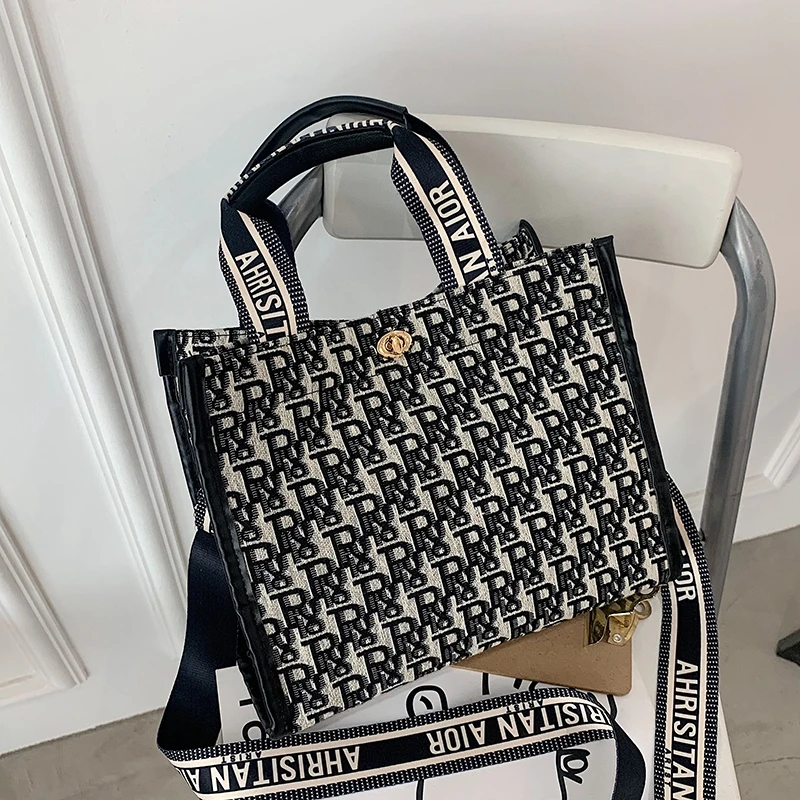 

Большая Холщовая Сумка-тоут на плечо для женщин, тканевая сумка-шоппер для женщин, 2021, сумка через плечо с Вышивкой Букв, женская сумка