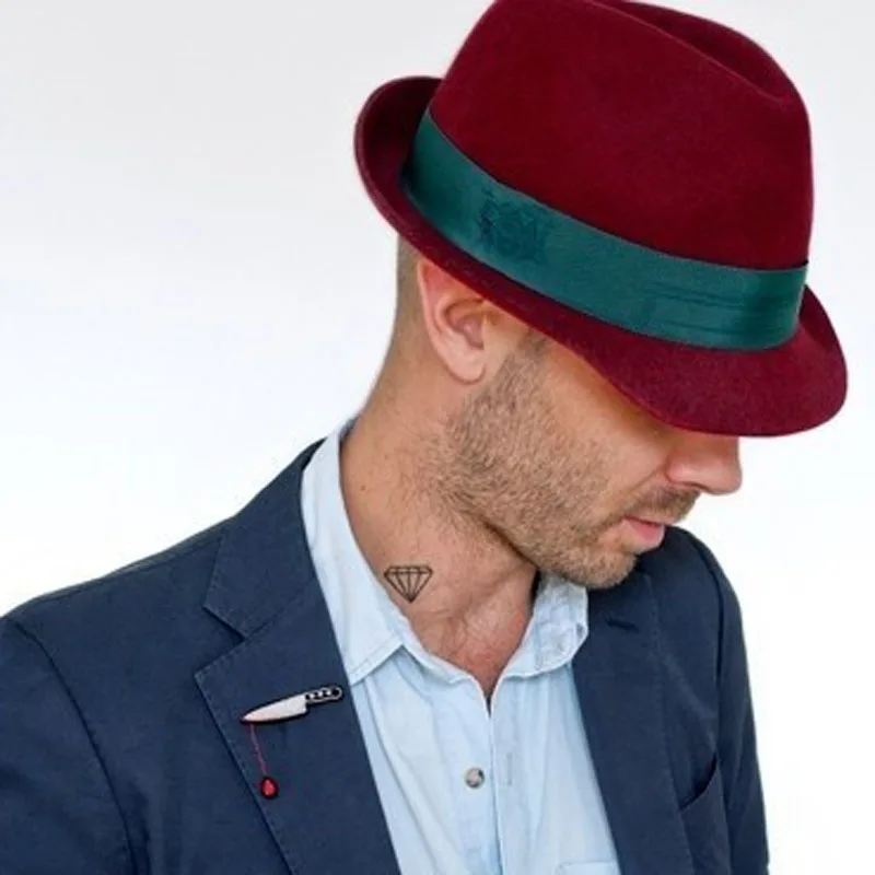 

French Design Seiko Handmade Metal Wire Hand Embroidered Creative Knife Brooch Collar Pin-Bloody Dagger