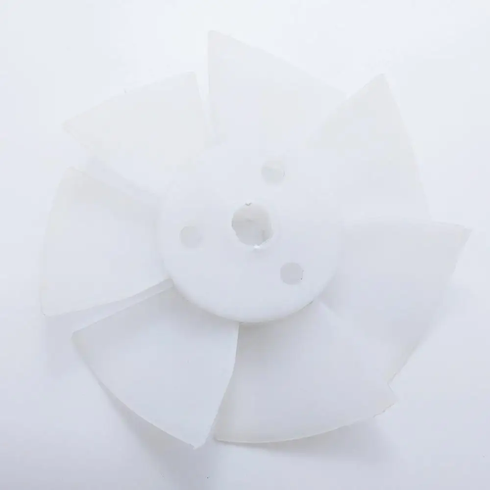 Белый круглый пластиковый 14 мм внутренний диаметр 7-лопастное колесо вентилятора