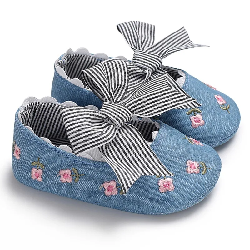 Zapatos de algod&oacute;n con lazo para reci&eacute;n nacidos, zapatillas antideslizantes con estampado de flores, bonitos zapatos para cuna de beb&eacute; con diademas-3