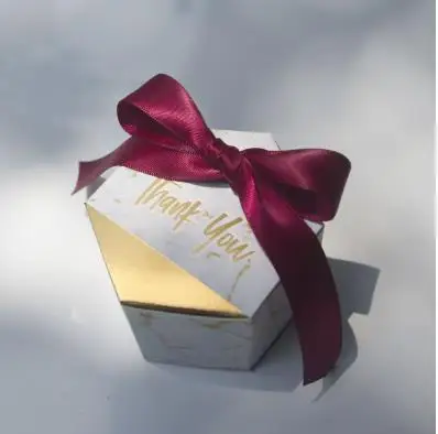 

50pcs 2021 New Creative Marbling style Candy Boxes Wedding Favors Party Supplies Baby Shower thanks Gift Box