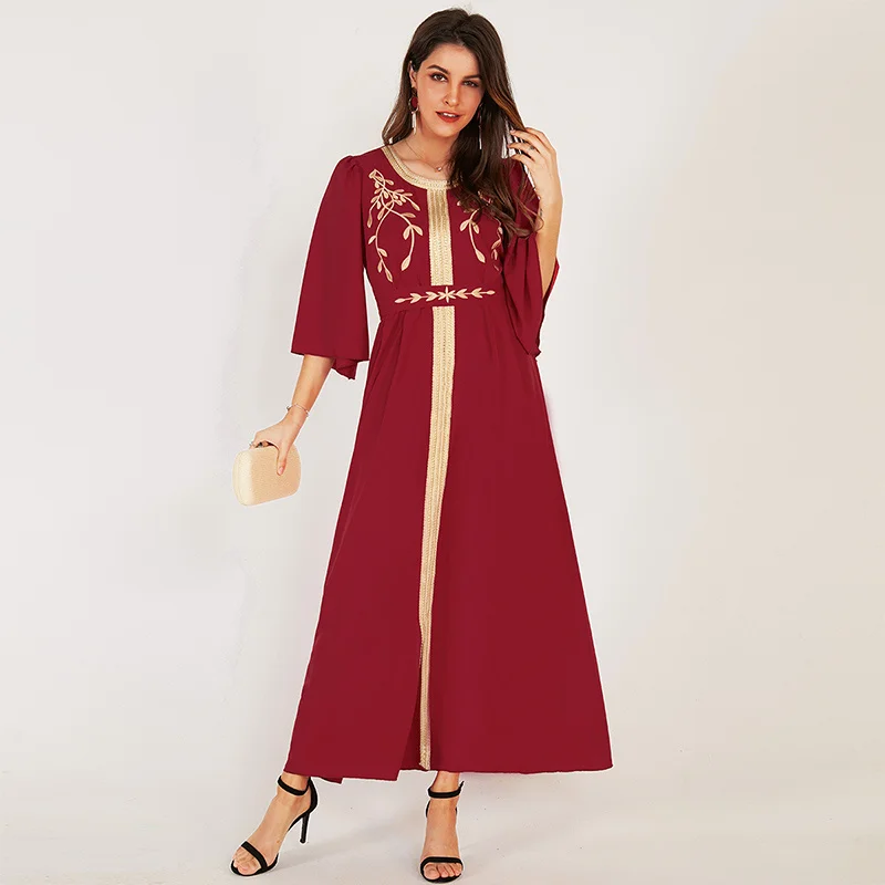 

Summer 2021 bohemian dress, red crew neck, medium sleeve dress, gold trim, for beach and party