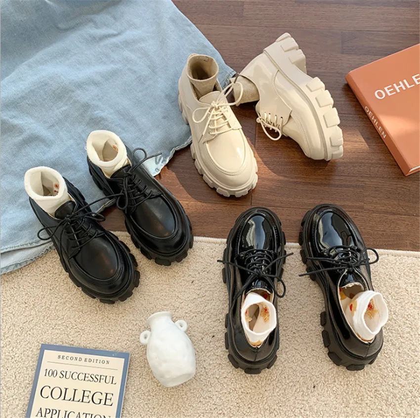 Женские туфли с круглым носком на платформе в японском стиле |