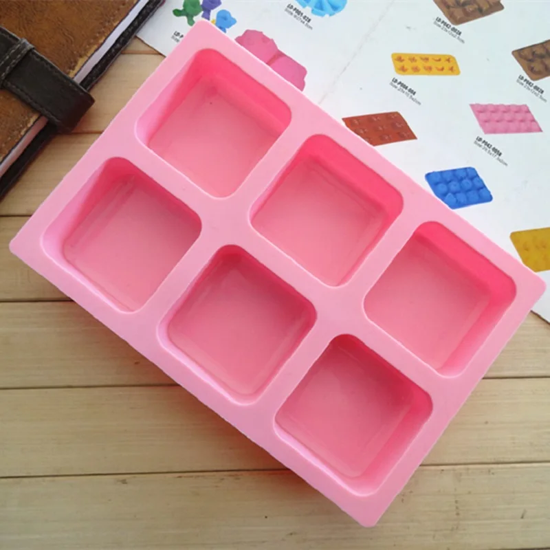 Поставка 6 равномерных округлых стандартных форм для выпечки тортов ручной