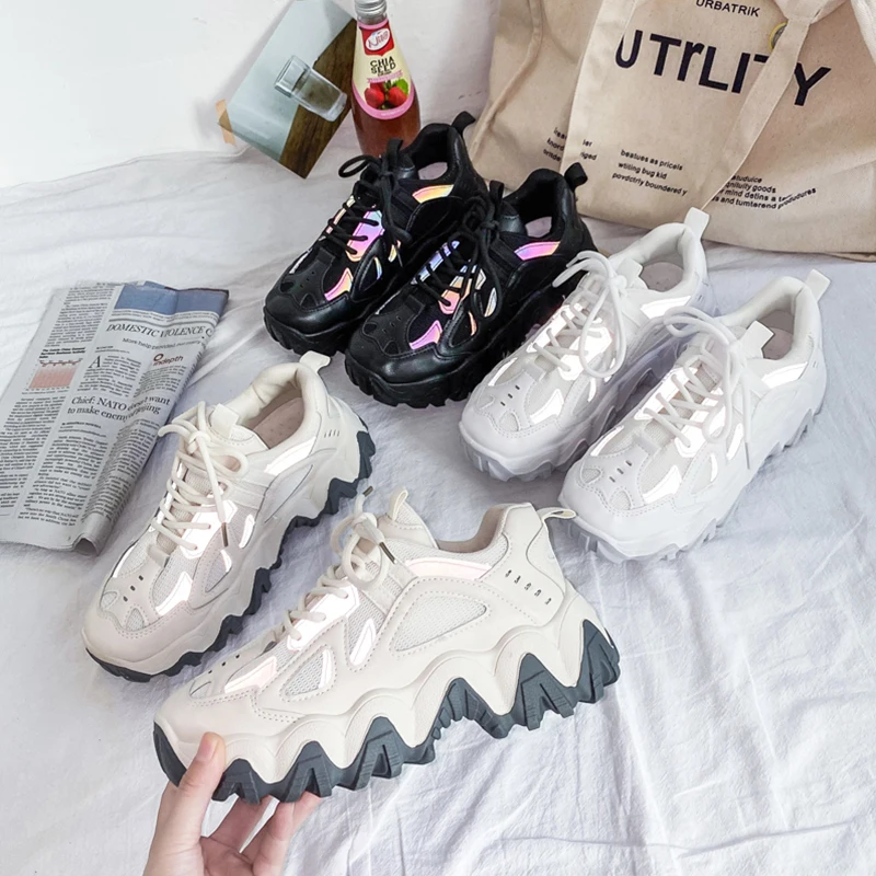 

Дышащие кроссовки на толстой подошве, Лидер продаж, женские модные кроссовки на весну и осень, простые шнурки для бега, светоотражающий пояс...