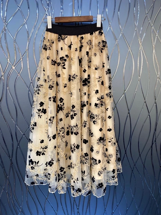 

2021 spring and summer new women's elastic waist embroidery jacquard color matching with mesh long skirt 324